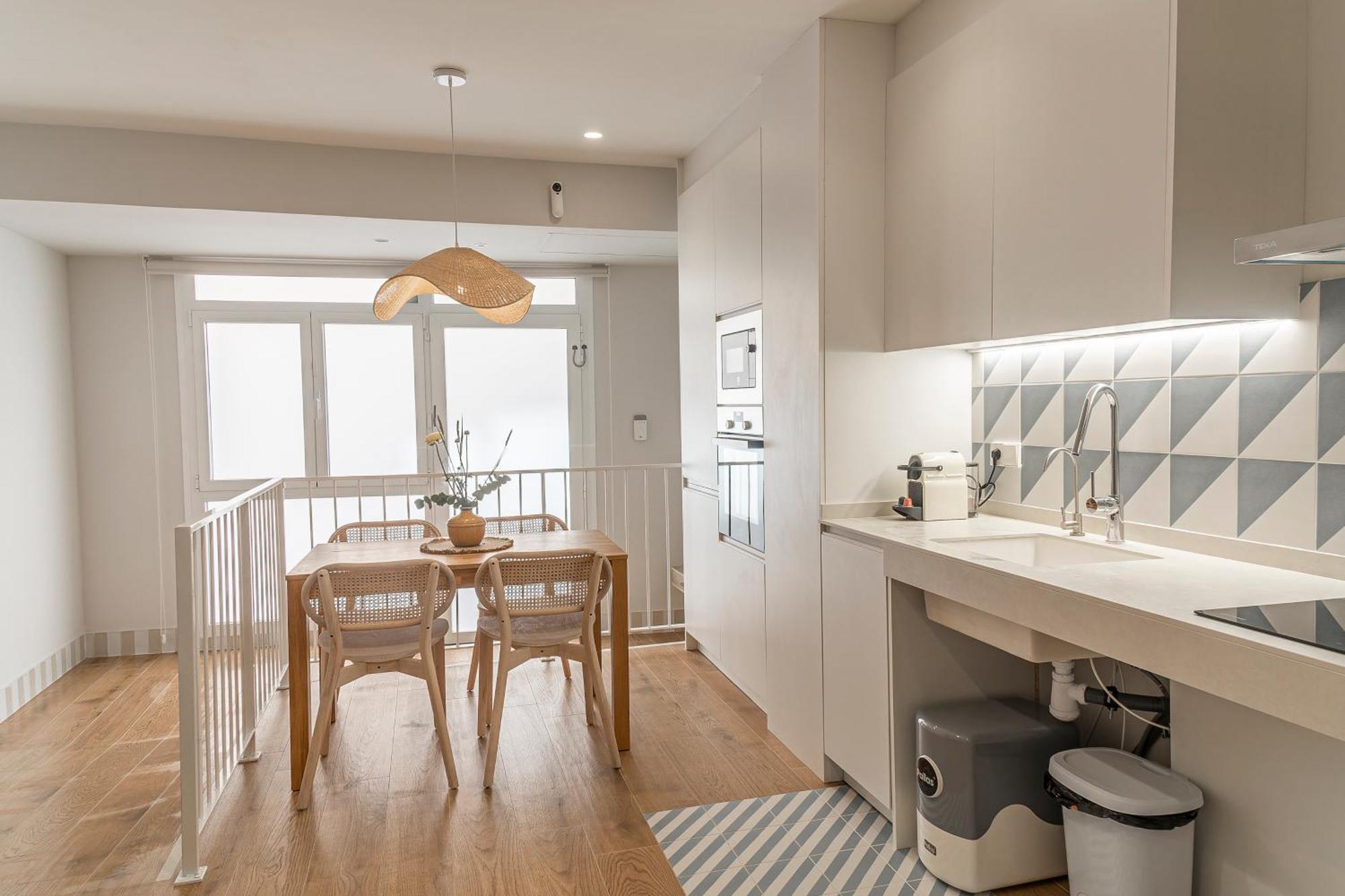 Malvarrosa Beach Stay! Valencia Bagian luar foto